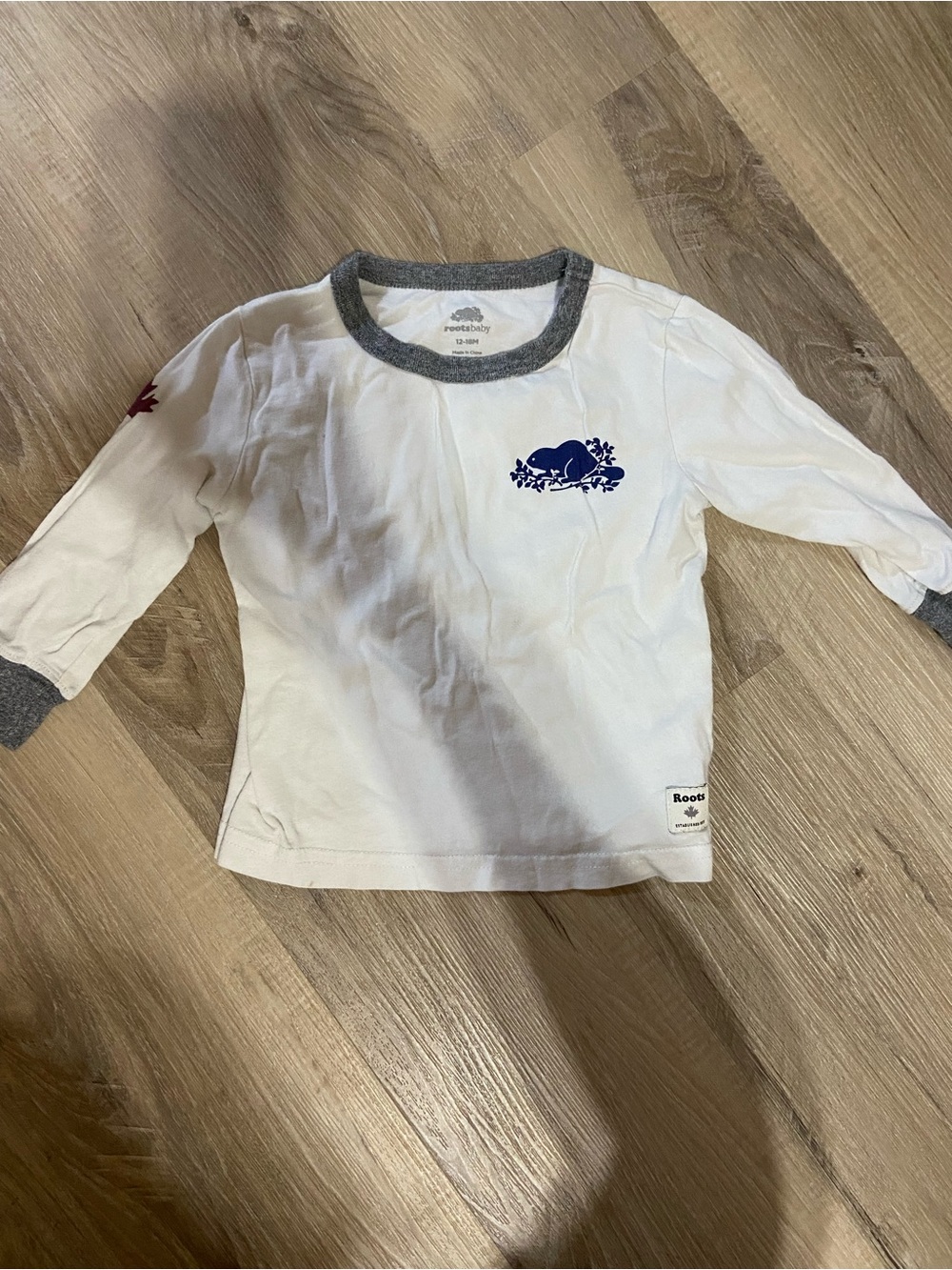 Roots White Long-Sleeve Tee with Gray Trim and Navy Beaver Graphic